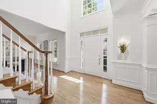 13614 Weinstein Ct, Centreville, VA 20120 - Photo 6