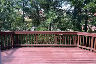 8112 Madrillon Ct, Vienna, VA 22182 - Photo 4