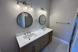8112 Madrillon Ct, Vienna, VA 22182 - Photo 6