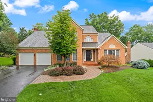 15253 Surrey House Way, Centreville, VA 20120 - Photo 6