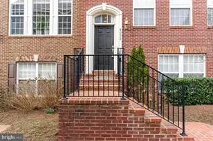 8032 Reserve Way, Vienna, VA 22182 - Photo 2