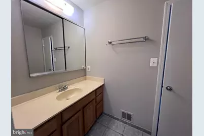 13710 Autumn Vale Court #26E, Chantilly, VA 20151 - Photo 16