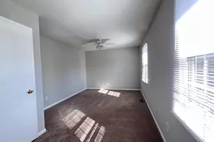 13710 Autumn Vale Ct, Chantilly, VA 20151 - Photo 14
