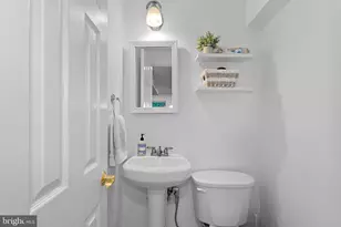 9411 Cello Ct, Vienna, VA 22182 - Photo 26