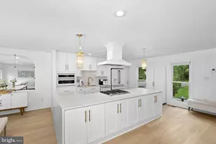 9411 Cello Ct, Vienna, VA 22182 - Photo 18