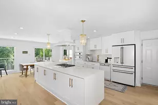 9411 Cello Ct, Vienna, VA 22182 - Photo 16