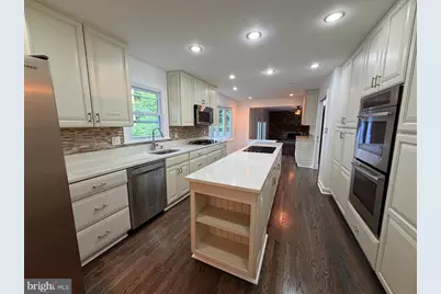 5904 Benfield Drive, Alexandria, VA 22310 - Photo 32