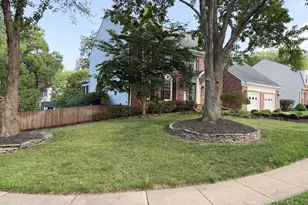 5904 Benfield Dr, Alexandria, VA 22310 - Photo 6