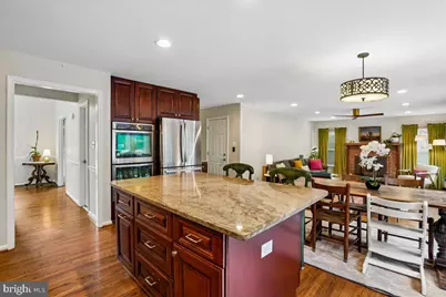 676 Old Hunt Way, Herndon, VA 20170 - Photo 8