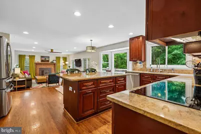 676 Old Hunt Way, Herndon, VA 20170 - Photo 10