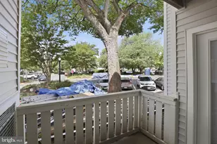6011 Rosebud Ln, Centreville, VA 20121 - Photo 18