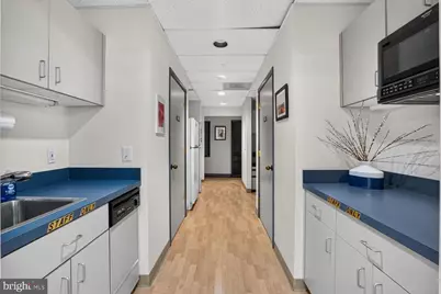 106 Elden Street #17, Herndon, VA 20170 - Photo 22