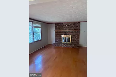 13767 Cabells Mill Drive, Centreville, VA 20120 - Photo 4