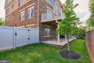 2358 Chadlington Rd, Falls Church, VA 22043 - Photo 44