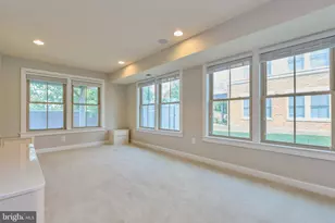 2358 Chadlington Rd, Falls Church, VA 22043 - Photo 20