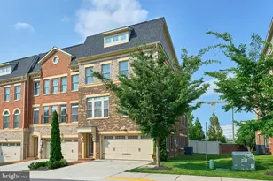 2358 Chadlington Rd, Falls Church, VA 22043 - Photo 14