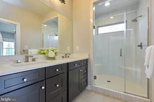 2358 Chadlington Rd, Falls Church, VA 22043 - Photo 12