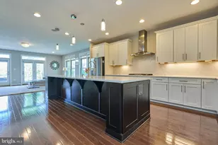 2358 Chadlington Rd, Falls Church, VA 22043 - Photo 24