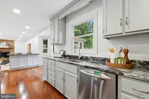 1032 Riva Ridge Dr, Great Falls, VA 22066 - Photo 24