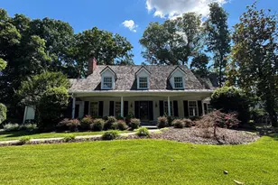1123 Laurelwood Dr, McLean, VA 22102 - Photo 1