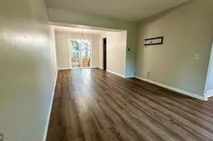 6007 Westbourne Pl, Centreville, VA 20120 - Photo 2