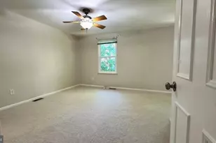 6007 Westbourne Pl, Centreville, VA 20120 - Photo 14