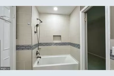 6007 Westbourne Place, Centreville, VA 20120 - Photo 18