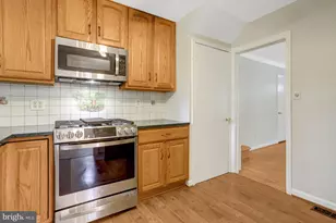 7623 Mendota Pl, Springfield, VA 22150 - Photo 14