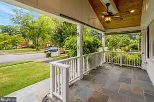 7623 Mendota Pl, Springfield, VA 22150 - Photo 4