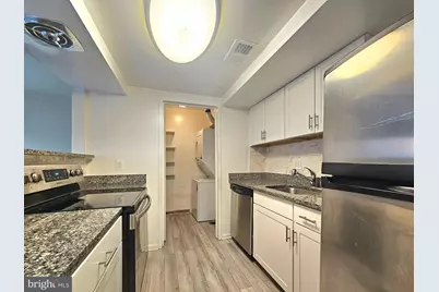 8612 Walutes Circle #B, Alexandria, VA 22309 - Photo 6
