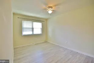 8612 Walutes Cir, Alexandria, VA 22309 - Photo 14
