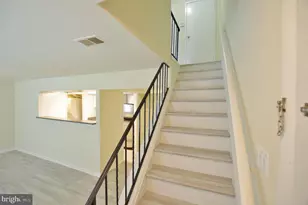 8612 Walutes Cir, Alexandria, VA 22309 - Photo 10