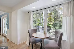 2300 Cheshire Ln, Alexandria, VA 22307 - Photo 8