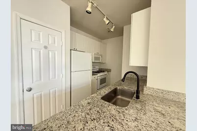 2791 Centerboro Drive #490, Vienna, VA 22181 - Photo 6