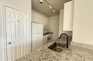 2791 Centerboro Dr, Vienna, VA 22181 - Photo 6