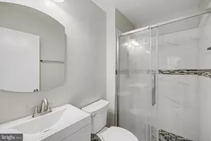 5305 Anchor Ct, Fairfax, VA 22032 - Photo 16
