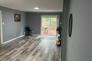 14709 Bentley Square, Centreville, VA 20120 - Photo 18