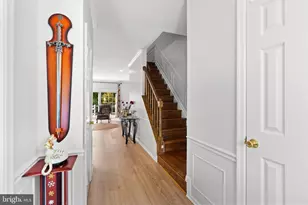 12118 Wedgeway Pl, Fairfax, VA 22033 - Photo 6