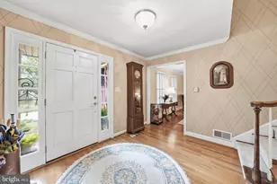 10516 Walter Thompson Dr, Vienna, VA 22181 - Photo 14