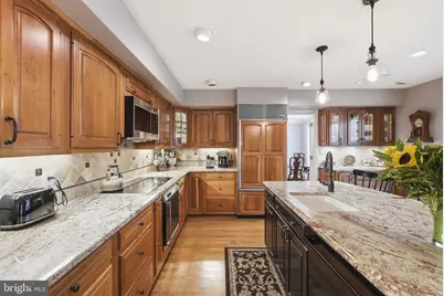 10516 Walter Thompson Drive, Vienna, VA 22181 - Photo 24