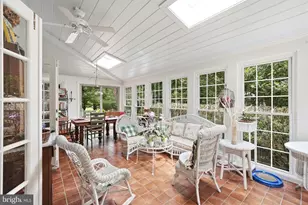 10516 Walter Thompson Dr, Vienna, VA 22181 - Photo 22