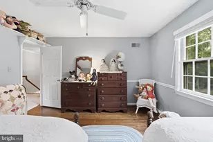 10516 Walter Thompson Dr, Vienna, VA 22181 - Photo 38