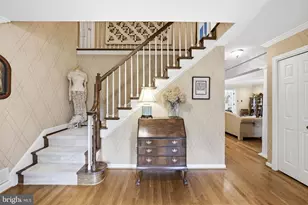 10516 Walter Thompson Dr, Vienna, VA 22181 - Photo 12