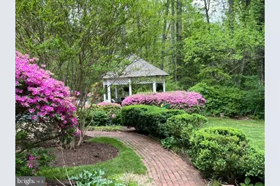 10516 Walter Thompson Drive, Vienna, VA 22181 - Photo 2