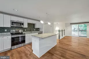12304 Scotch Bonnet Ct, Reston, VA 20191 - Photo 4