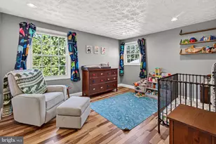 1057 Burwick Dr, Herndon, VA 20170 - Photo 28