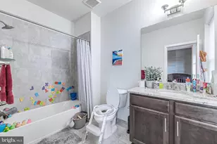 11692 Sunrise Square Pl, Reston, VA 20191 - Photo 36