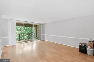 1526 Northgate Square, Reston, VA 20190 - Photo 10