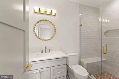 208 Elm Street SW, Vienna, VA 22180 - Photo 32