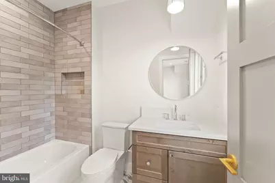 208 Elm Street SW, Vienna, VA 22180 - Photo 38